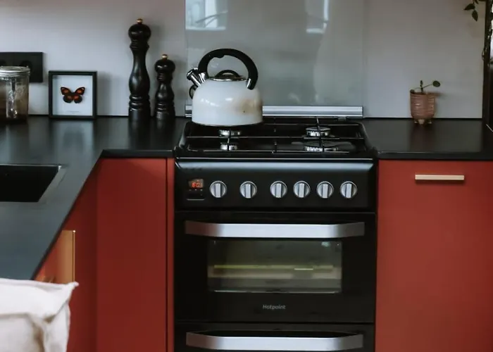 Unieke Overnachting In Amerikaanse Schoolbus Campingplatz *