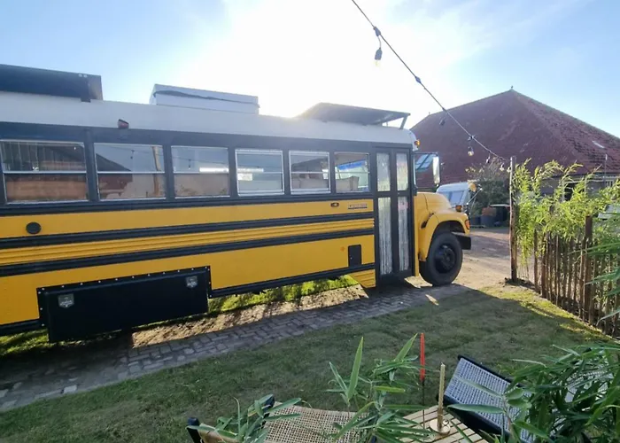 Campingplatz Unieke Overnachting In Amerikaanse Schoolbus
