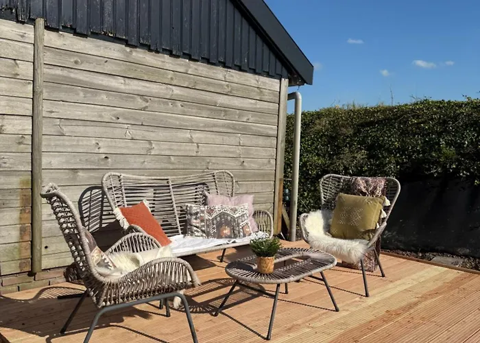 Unieke Overnachting In Amerikaanse Schoolbus Campingplatz *